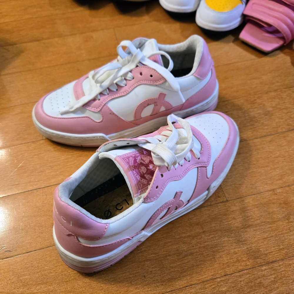 LOCI x Nicki Minaj Pink Friday Atom Shoes White/ Pink Size 6.5 - Picture 7 of 8